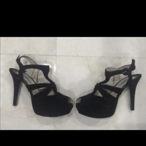 PRADA SHOES - Picture 2 of 4